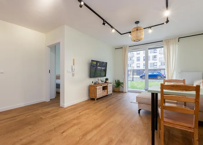 Letnicka Cosy Apartment With Garden